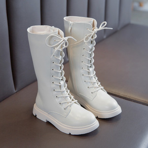 女童靴子春秋2021新款白色高筒长靴走秀表演单靴中大童马丁靴皮靴