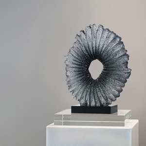 现代简约抽象雕塑桌面大摆件售楼处酒店样板房彩色艺术装置装饰品