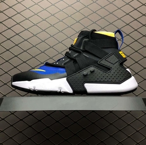 nike air huarache 华莱士新6代运动鞋拉链机能跑步鞋