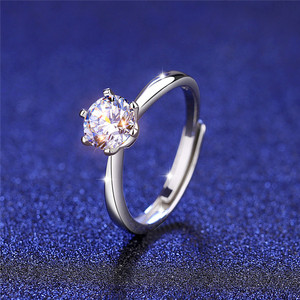 正品老凤祥云pt950镀铂金莫桑石戒指女钻戒1克拉六爪钻石求婚戒指