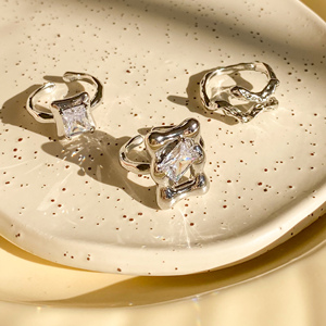 冰川浪漫|银色小众设计感高级冷淡风锆石波浪组合开口可调节戒指