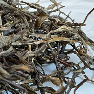 2022年帕莎犀牛塘古树春茶    500克散茶