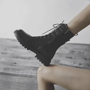 黑色马丁靴2023年新款女秋季单靴大码女靴41—43英伦短靴春秋鞋子