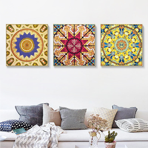 北欧式现代简约花窗万花筒对称正方形挂客厅沙发背景墙装饰画房间