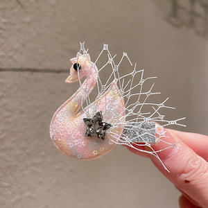 韩国儿童天鹅发夹 亮片闪闪仙气公主女童边夹宝宝头饰新款发卡