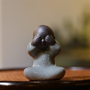 青瓷茶道摆件沐心堂勿视勿言勿听勿动乐淘缘小和尚茶宠哥窑茶玩