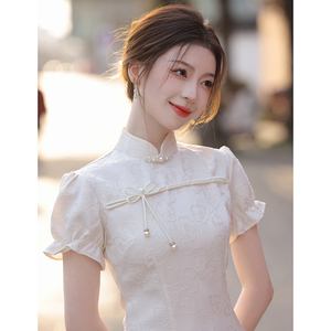 米白色旗袍少女连衣裙夏季新款2024改良版日常小个子气质年轻短款