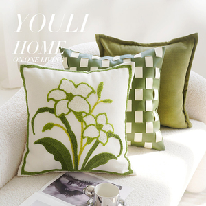 可爱绿色奶油风抱枕套客厅沙发靠枕靠背绿色名宿风铃床头飘窗靠垫