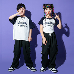 街舞儿童套装夏季小学生运动会演出服男女童嘻哈短袖六一啦啦队服