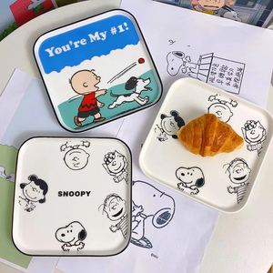 史努比可爱卡通正方形陶瓷盘创意日用耐高温面包早餐盘家用饭菜盘