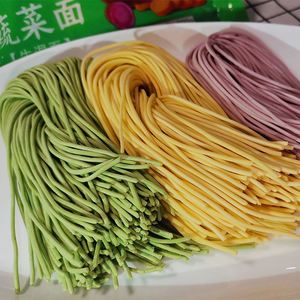 鲜面条蔬菜面生湿面手擀刀削面鸡蛋面彩色面条紫薯面菠菜面宽切面
