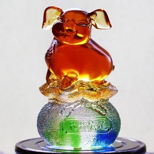 发财猪玻璃动物小摆件创意琉璃可爱十二生肖汽车摆件猪生日礼品