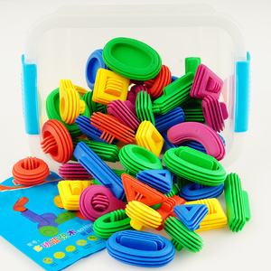 幼儿桌面插塑玩具