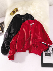 红色亮面棒球衣女春秋2024年新款蝙蝠袖刺绣短款外套夹克开衫外衣