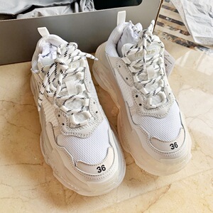 巴黎世家老爹鞋二代