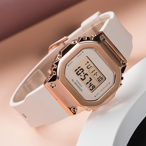 卡西欧金属表壳g-shock玫瑰金经典小方块casio手表女gm-s5600pg-4