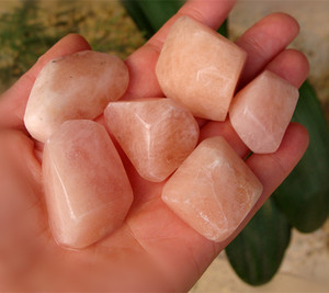 灵澈水晶  纯天然粉色海蓝宝摩根石随形石