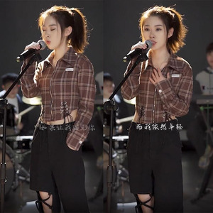 阿悠悠抖音同款格子衬衫女韩版时尚潮高腰破洞穿绳牛仔裤夏季新款