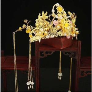 儿童贵妃拖尾古装女童公主仙女舞台走秀古代古典配饰凤冠头饰发饰