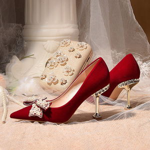 红色婚鞋2024新款新娘回门订婚敬酒服高跟鞋蝴蝶中式秀禾婚纱两穿