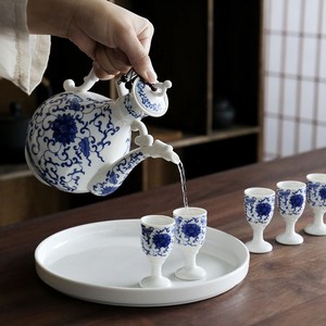 古代陶瓷酒壶景德镇