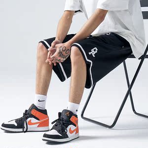 aj1短裤扣碎北卡蓝黑曜石影子灰倒钩low紫金湖人蓝色倒钩黑白熊猫