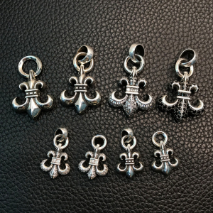 克罗心船锚项链