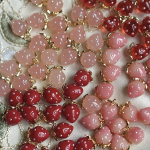 日本进口高品质DIY配件 INS大热甜美珍珠草莓精品吊坠