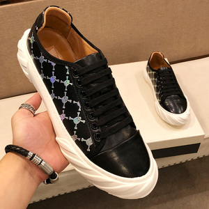 欧洲站时尚潮牌透气印花骷髅头潮鞋春季新款板鞋百搭男士休闲鞋子