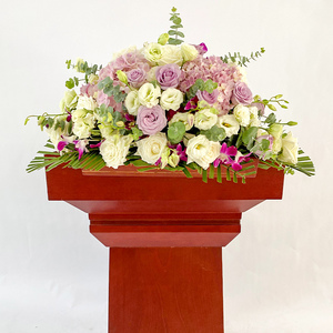 上海会议桌花鲜花速递同城商务宴会讲台花胸花北京广州深圳配送店