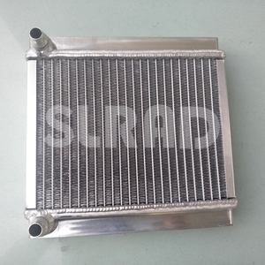 奔驰a45 cla45 gla45 amg 加厚水冷中冷器 散热器 水箱 加大中冷