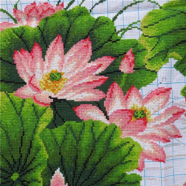 绣好的纯手工手绣十字绣成品年年有余荷花版竖版玄关画成品