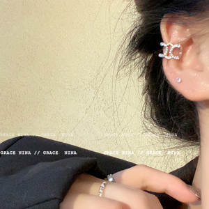 法式小香风字母双c耳夹女无耳洞耳饰气质优雅珍珠耳钉高级感耳环