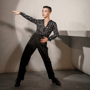 小小zym【那年夏天】衬衣雪纺豹纹印花儿童拉丁舞练功服男n006