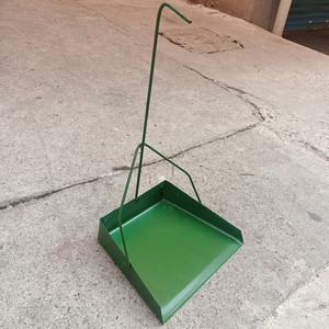 铁撮箕家用环卫户外加大工厂用铁皮加厚钢材灰铲垃圾簸箕垃圾斗