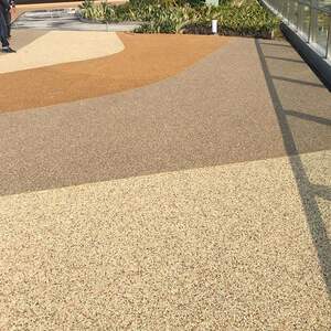 路面砾石胶水透水石胶粘石彩石材料彩胶石石子路胶筑彩色地坪石头