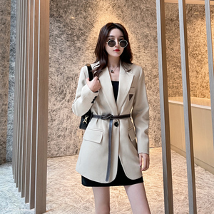 小西装女腰带新款