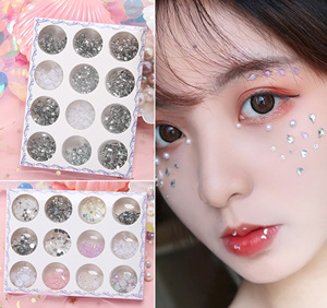 网红眼妆亮片亮钻珍珠闪钻泪钻人鱼水钻脸饰贴汉服舞台泪痣妆