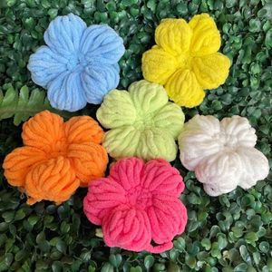泡芙花粗毛线冰条线毛线钩织编织成品diy可爱围巾包包花朵彩色
