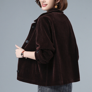 灯芯绒外套女春秋2022年新款中老年妈妈大码宽松短款条绒薄款上衣