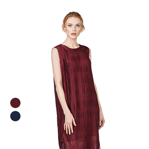 lorfeo/奥菲欧直身开叉连衣裙女春夏时尚纯色优雅复古气质灯笼裙