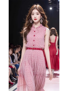 茶歇法式长裙高端精致度假风红色无袖碎花连衣裙女2024年夏季新款