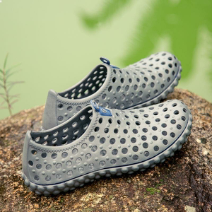 新款一体泡沫洞洞鞋男轻便镂空凉鞋钓鱼防滑沙滩爸爸凉拖鞋男