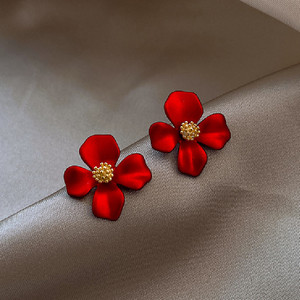 925银针韩国红色花瓣耳环网红气质可爱小巧花朵耳钉耳饰 小饰品