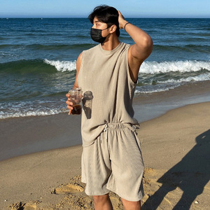 海滩游玩套装男夏季新款宽松透气背心坎肩五分短裤冰丝垂感沙滩裤