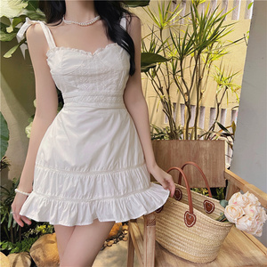2022夏季法式小众白色温柔初恋裙甜美少女感吊带抹胸连衣裙女短裙