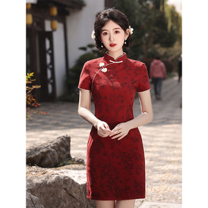 红色旗袍2024年新款夏季年轻款少女复古短款改良小个子古法连衣裙
