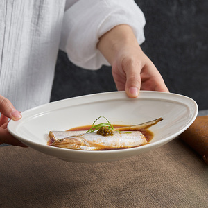 椭圆长形陶瓷鱼盘家用蒸鱼盘餐盘子菜盘餐具创意日式船盘沙拉深盘