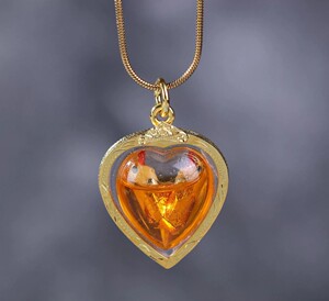 泰国佛牌特色吊坠 人缘鸟 大小号 镀金外壳 男女通用