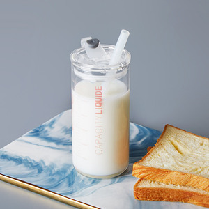 玻璃杯牛奶杯儿童奶杯冲奶粉的杯子泡牛奶简约ins带盖刻度奶茶杯